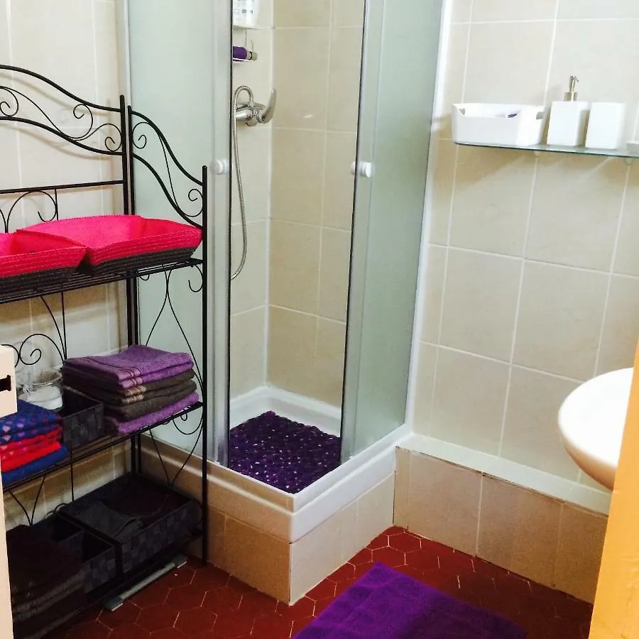 Appartement Hyper Centre Ville Menton 0*,  France